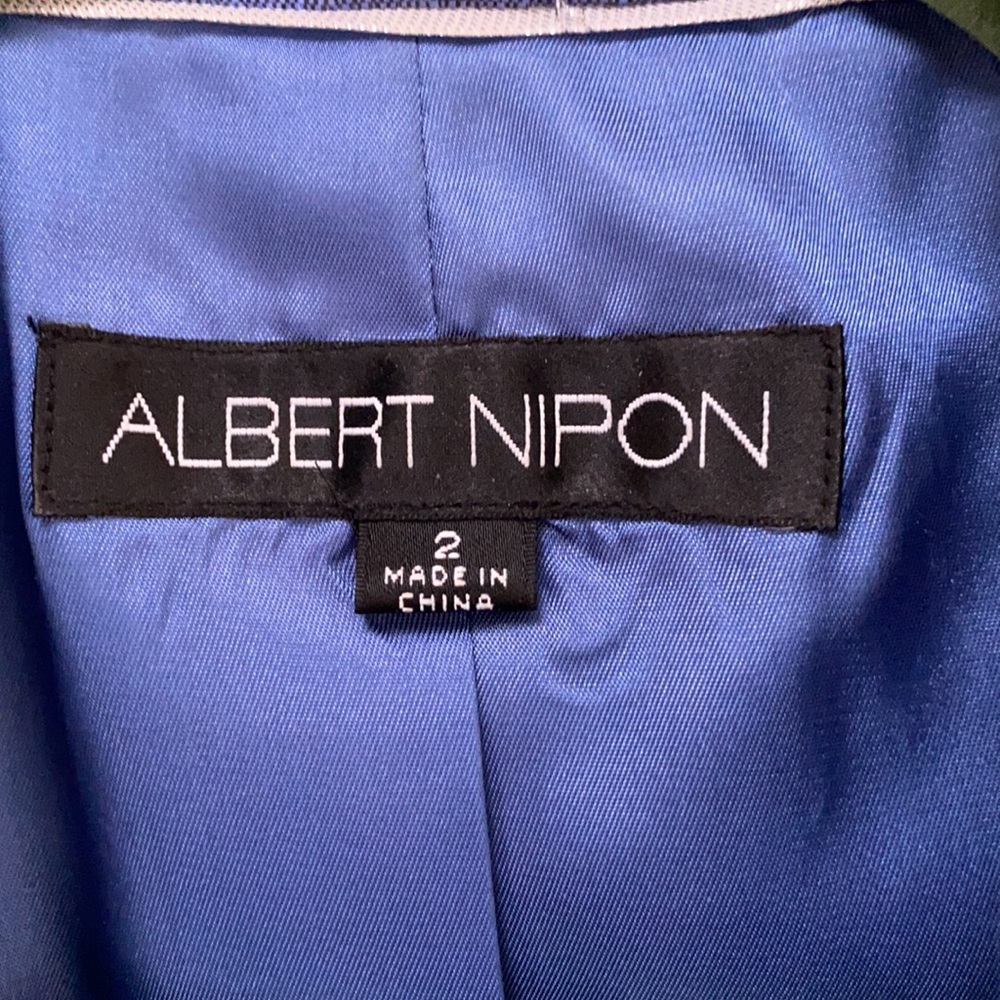 Albert Nipon Stunning Elegant Blue Suit Size 2 - image 2